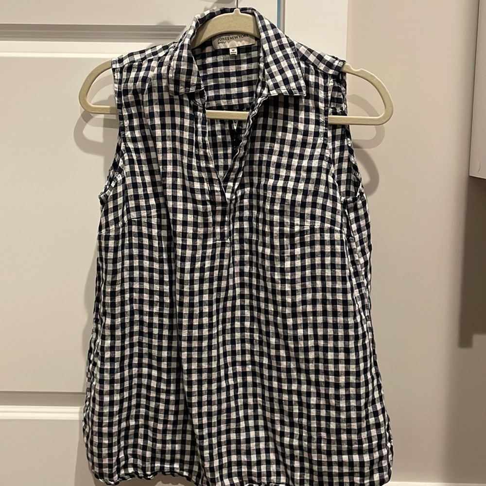 Gingham sleeveless top